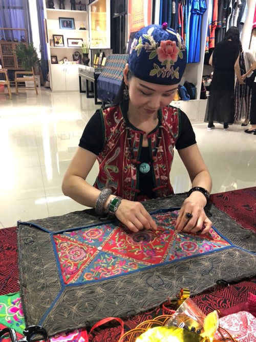 1554960991748138.jpg 8.jpg